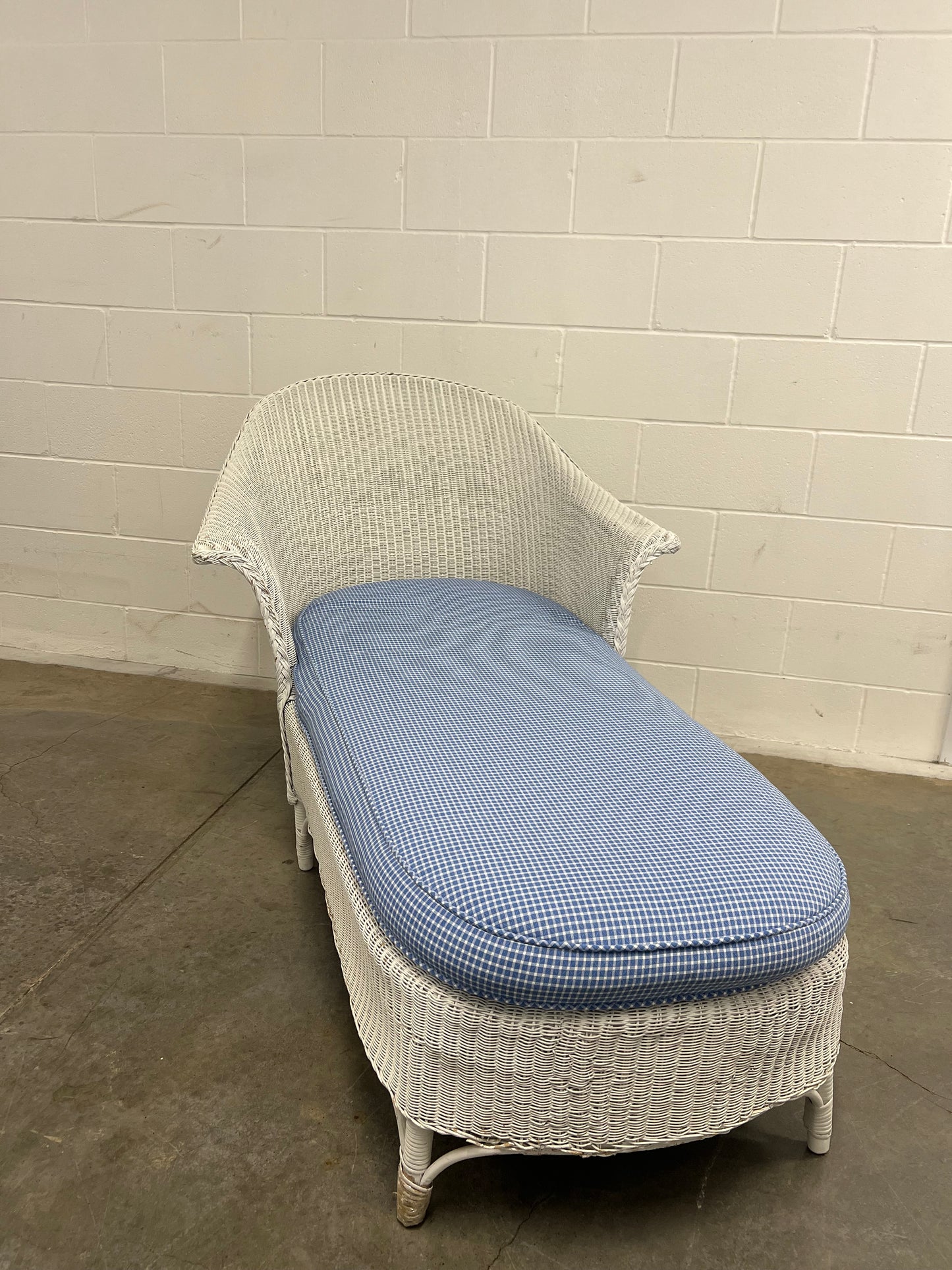 Vintage Wicker Chaise